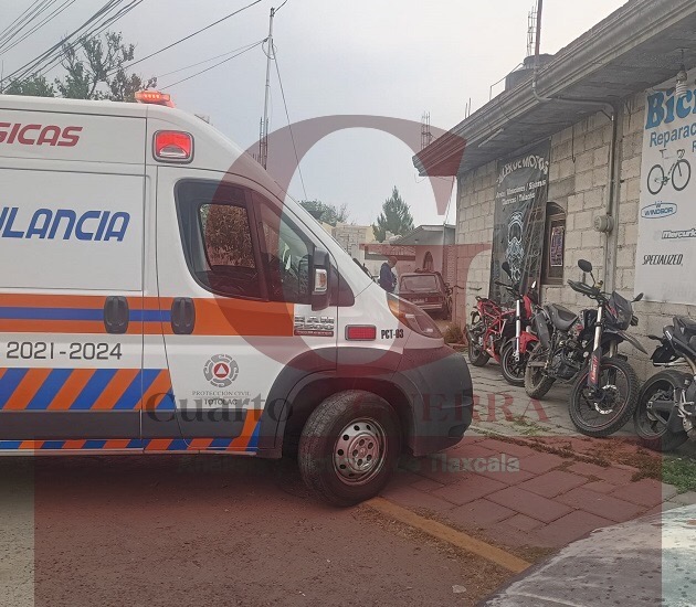 Joven se amputa dos dedos al meter la mano accidentalmente en cadena de motocicleta