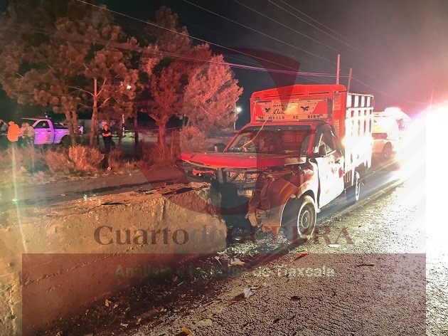 Prensado, muere un joven tras impactar contra muro de concreto, en Tetla