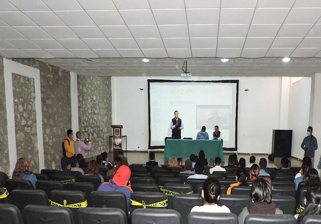 En Tlaxcala se ha regularizado a cerca de mil trabajadores de salud eventuales: IMSS