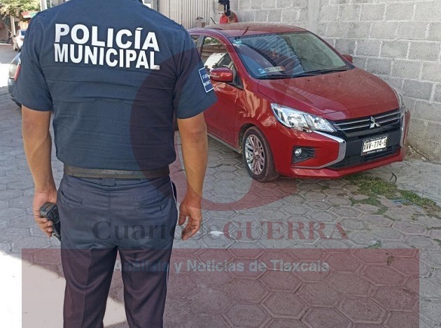 Recupera policía de Tlaxcala Capital camioneta con reporte de robo
