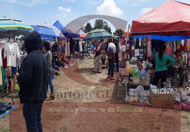 Incrementa comisariado de Zacatelco tarifa a comerciantes que operan en terrenos ejidales