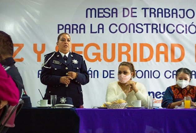 Asegura Policía de Apetatitlán a tres masculinos por alterar orden en zona de Gran Patio