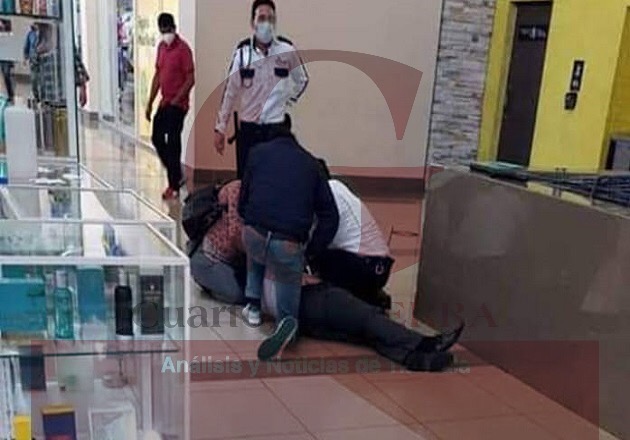 Ex alcalde de Tequexquitla, entre los asegurados por escandalizar en el Gran Patio