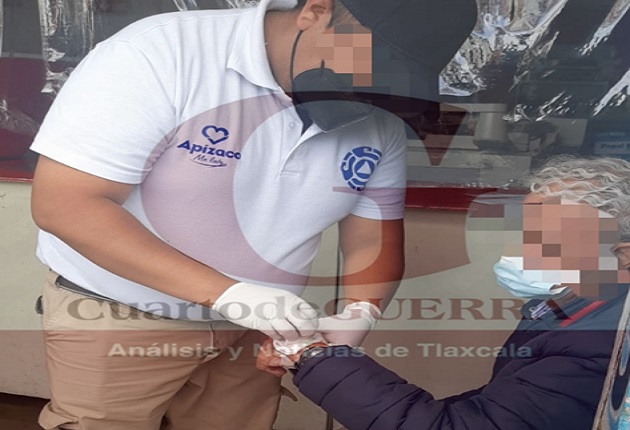 Con lujo de violencia, despojan a cuentahabiente de fuerte suma de dinero, en Apizaco