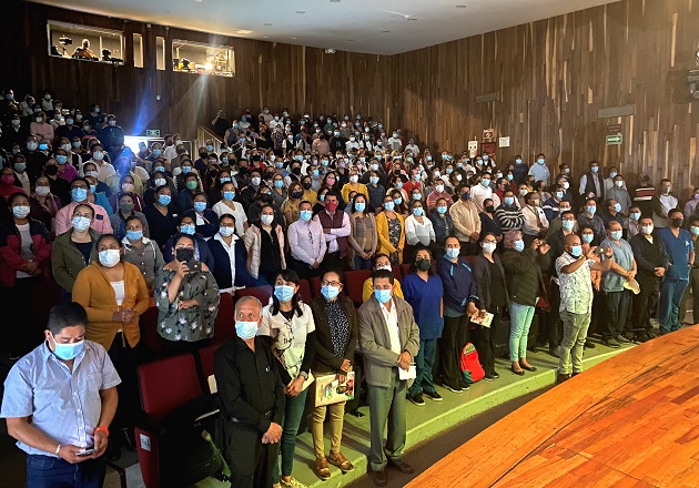 IMSS-Bienestar Tlaxcala entrega 300 adscripciones laborales a trabajadores y trabajadoras