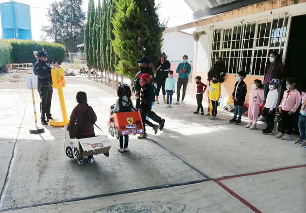Realizan policías de Huamantla acciones de proximidad social en instituciones educativas