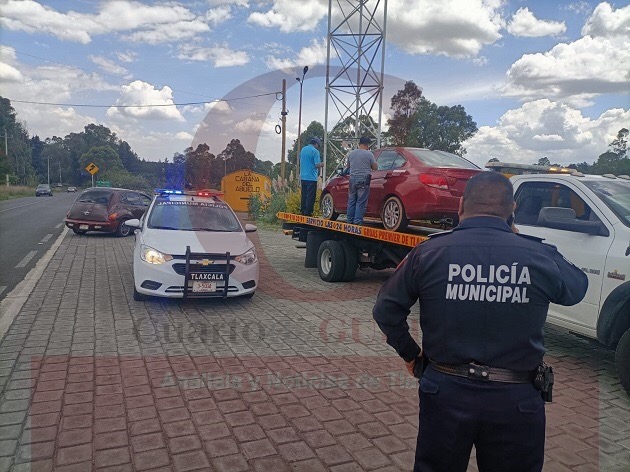 Detienen en Tlaxcala a tres hombres por su probable participación en robo de vehículos