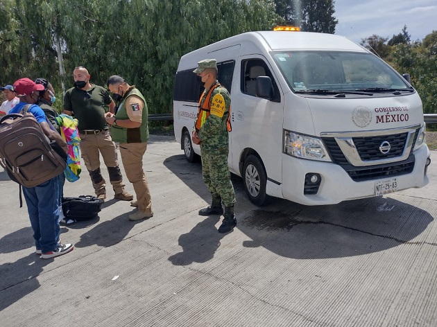 Brindan Zona Militar y gobierno del estado apoyo a mil 798 migrantes