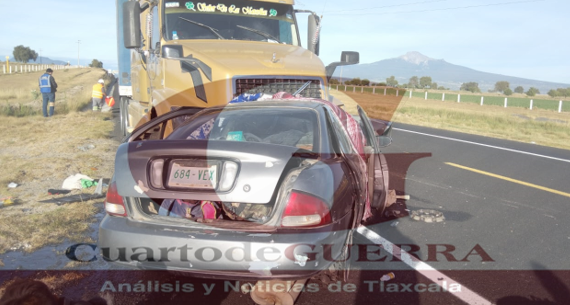 Un muerto y dos heridos de gravedad por fuerte choque en la Amozoc-Perote