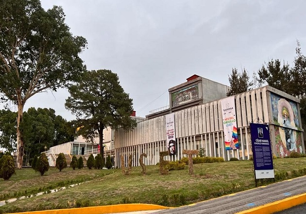 Atienden autoridades educativas a padres de familia de primaria de Tlacuilohcan