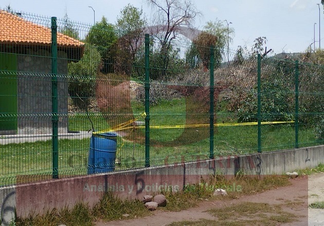 Roban guacamaya del Zoológico del Altiplano; mantienen cerrado el acceso