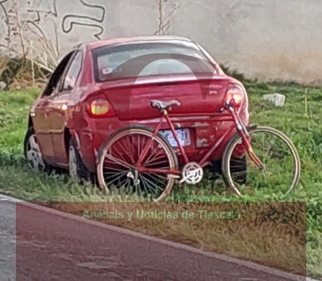 En Ayometla, atropellan a un hombre que viajaba en una bicicleta