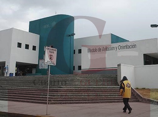 Niegan atención a pacientes en el hospital regional de Tzompantepec
