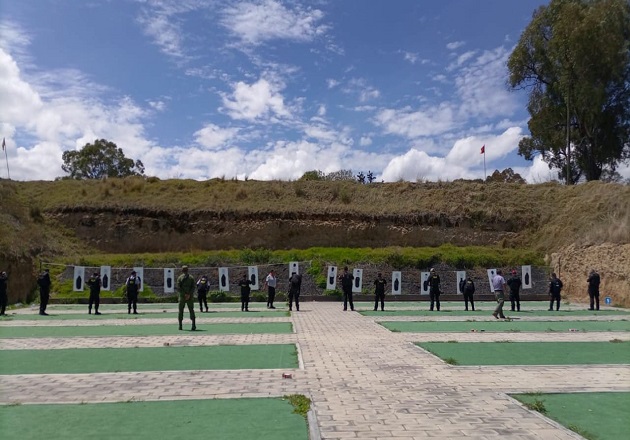 Policías de Investigación de la PGJE realizan prácticas de tiro
