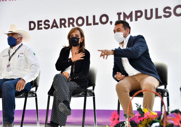 Acompaña Santos Cedillo a gobernadora en entrega de apoyos para el campo