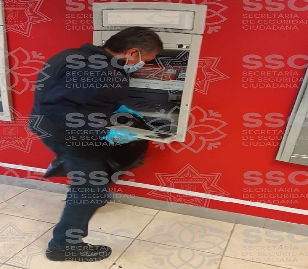 Retira SSC ‘tapa falsa’ en cajero automático de Apizaco
