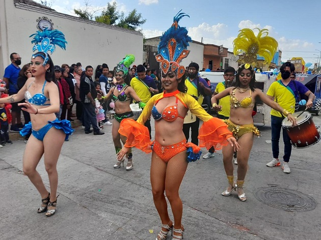 Este lunes, espectacular desfile de feria en Chiautempan