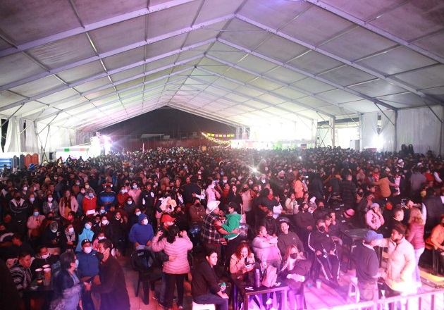 Vive una noche espectacular la Feria de Chiautempan