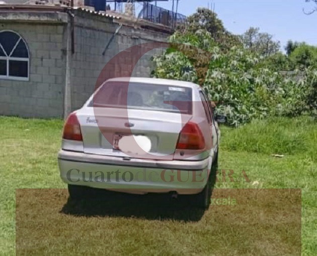 Tras reporte ciudadano, policía recupera en Ayometla auto robado en Zacatelco