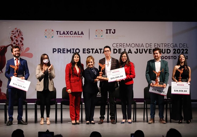 Nuestros jóvenes son agentes de cambio: Gobernadora Lorena Cuéllar