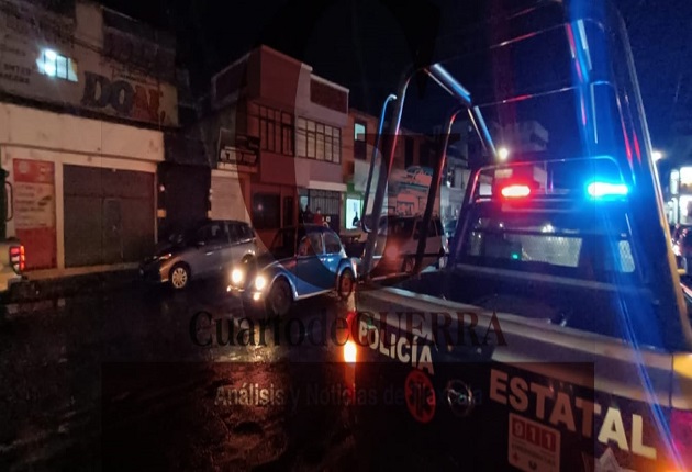 Se hacen pasar por mensajeros y roban en una casa, en Apizaco
