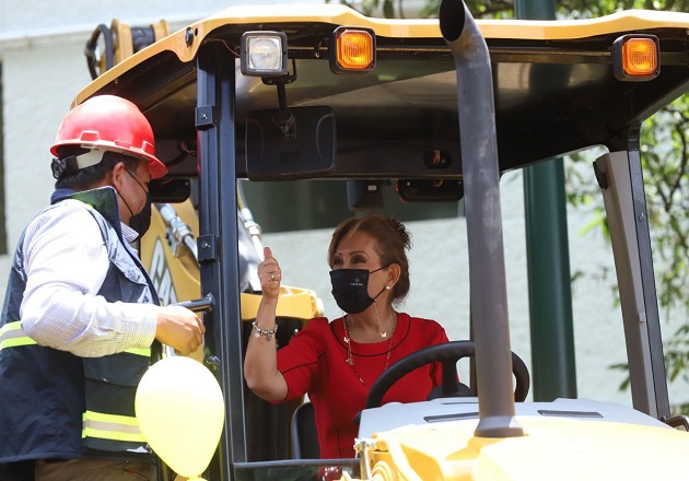 Entregó gobernadora Lorena Cuéllar 32.4 mdp en maquinaria a la Secretaría de Infraestructura