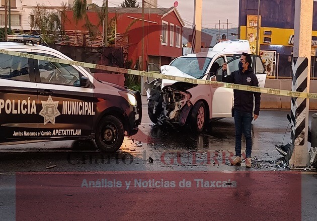 Pierde la vida joven mujer en accidente vehicular, sobre la Santa Ana-Apizaco