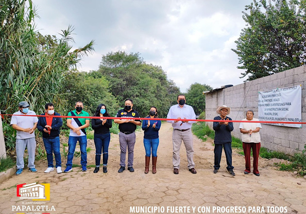 Entrega gobierno de Papalotla red de agua potable en el barrio de Xolalpa