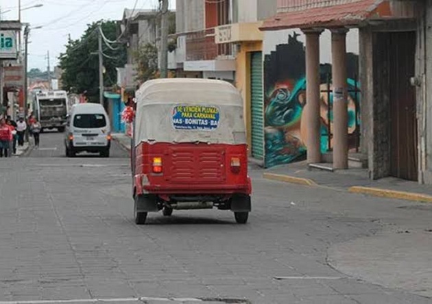 Operativos para regular el transporte público, facultad de la Secretaría de Movilidad, subraya alcalde de Papalotla