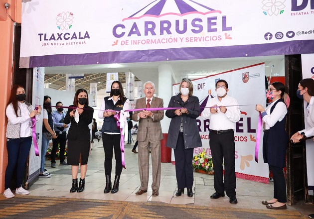 Con buena repuesta de la gente, se llevó a cabo el Carrusel de Información y Servicios en Chiautempan