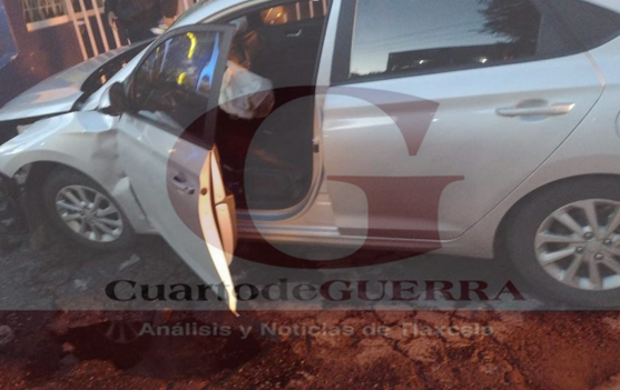 Después de chocar su automóvil, muere jovencito en un hospital privado en Tlaxcala