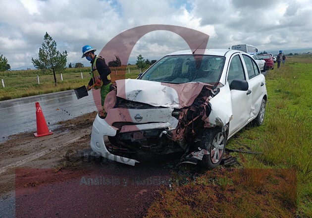 Deja dos lesionados accidente en la Amozoc-Perote
