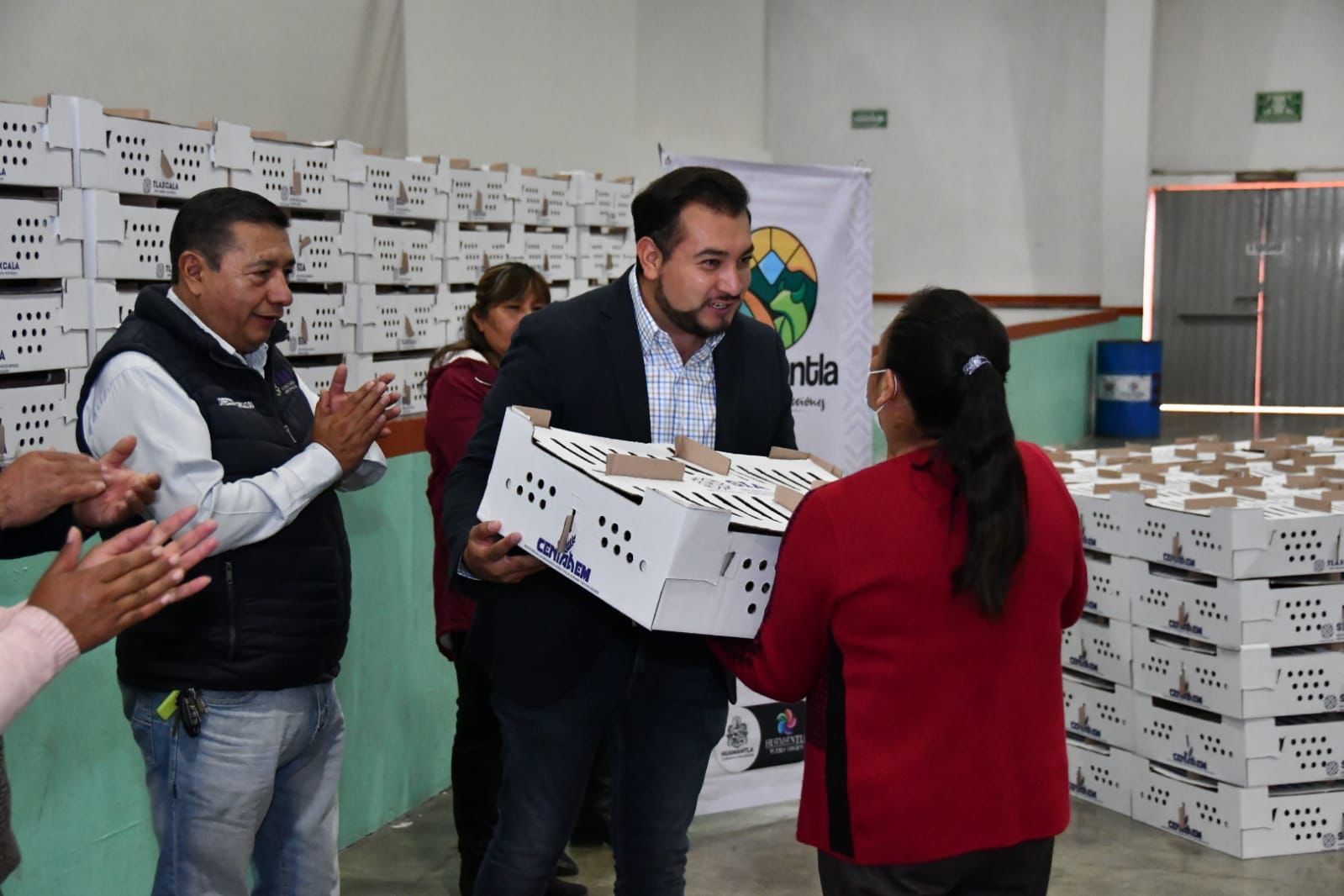 Trabajando en conjunto impulsaremos el bienestar de los huamantlecos: Salvador Santos Cedillo