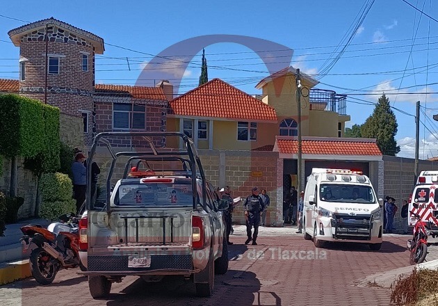 Encuentran sin vida a joven dentro de su domicilio, en Ayometla