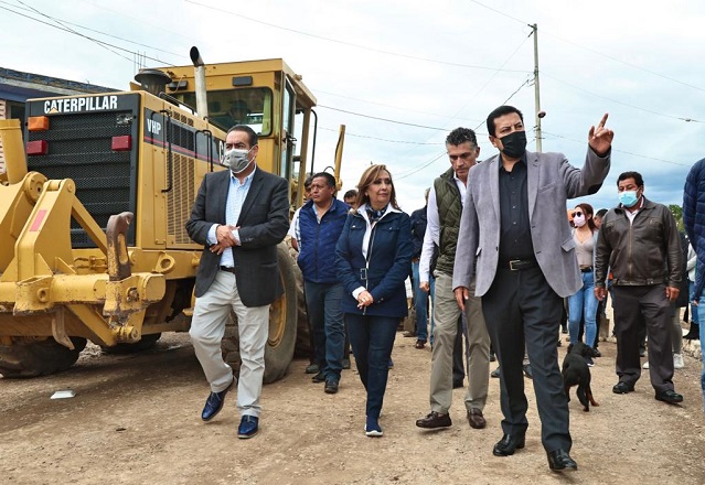 Supervisó gobernadora rehabilitación de carretera en Ixtacuixtla donde se invierten 6.9 mdp