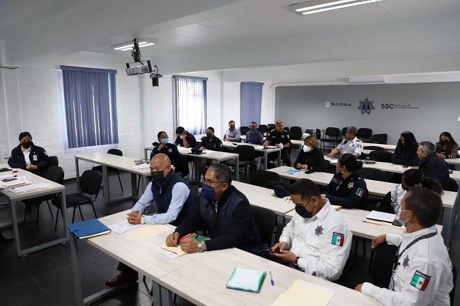 Continúa la profesionalización de cuerpos policiales estatales