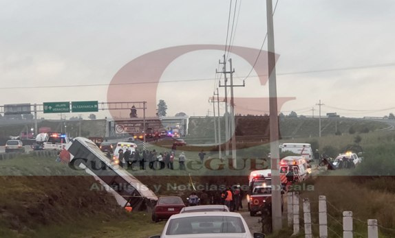 Una mujer muerta y al menos siete lesionados tras accidente de autobús, en Huamantla