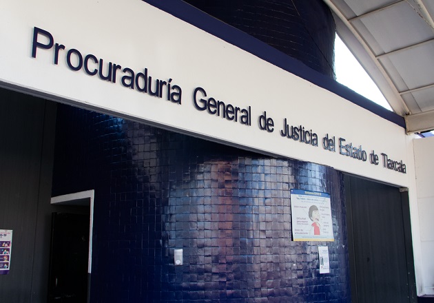 Vinculan a proceso a cuatro mujeres por despojo