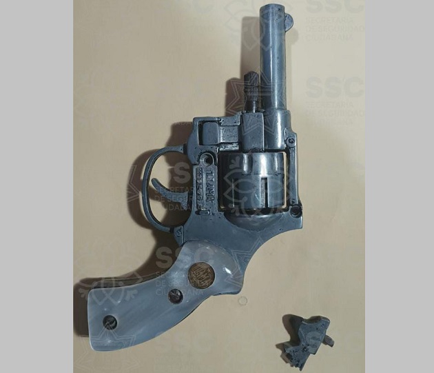 Aseguran un revólver y un arma punzocortante en Cobat 14 de Nativitas