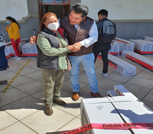 Somos un gobierno de respuesta ante las adversidades: Hildeberto Pérez Álvarez