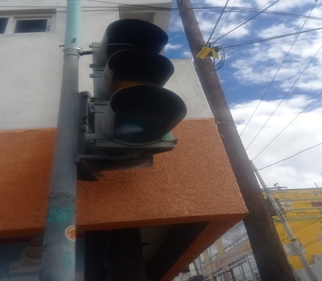 Por falla en suministro de energía eléctrica, no funcionarán temporalmente semáforos en Zacatelco