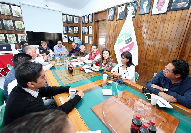 Se reúne Carolina Viggiano con dirigentes de sectores y organizaciones de Tlaxcala