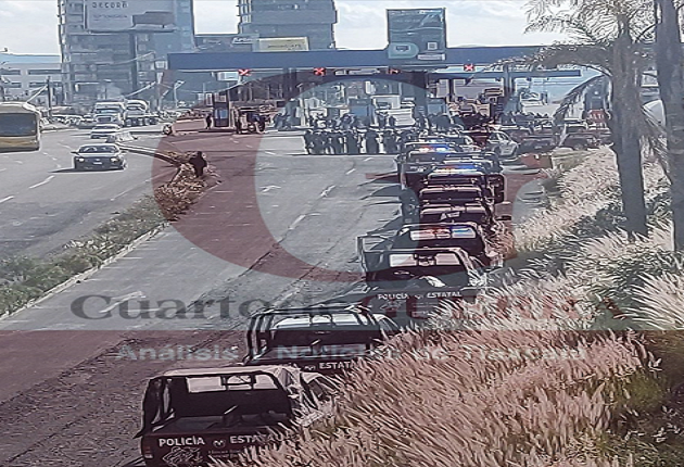 Estudiantes de la Normal de Panotla habrían participado en toma de caseta de la autopista Atlixco-Puebla
