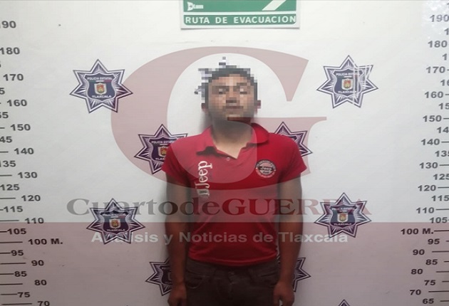 Tras persecución, policías detienen a tres masculinos acusados de robar una patrulla