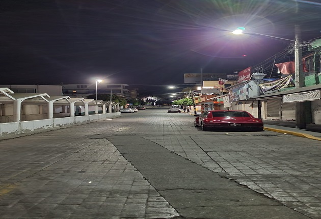 Presidente de Zacatelco inicia la primera etapa de instalación de luminarias en el municipio