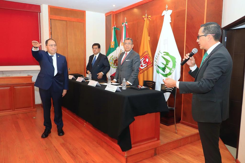 Renueva sindicato de trabajadores de la UATx su comité ejecutivo