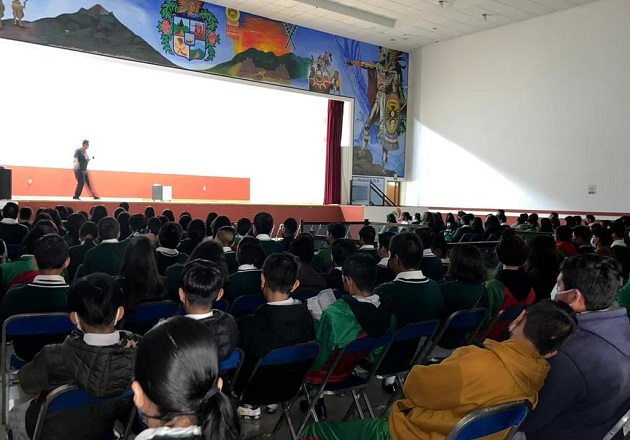Conmemora Ayuntamiento de Huamantla el Día Naranja con obra de teatro