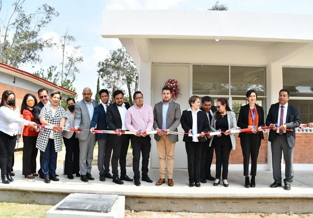 Entrega Salvador Santos aula didáctica al CBTis 61 y anuncia la construcción de dos más
