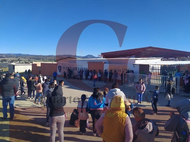 Remueven a directora de primaria en Huamantla por presunto maltrato a alumnos