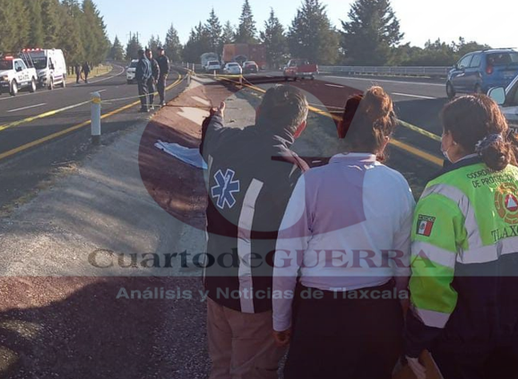 Muere un hombre tras ser atropellado al intentar cruzar el Libramiento Apizaco
